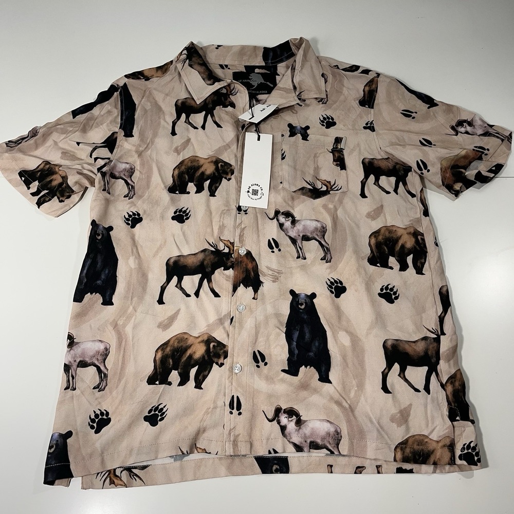 Amazing 100% Viscose AL Aloha CO. Animal Print Button Up Men's Size Medium